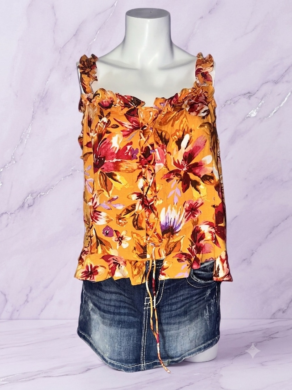 H&M NWT Floral corset style tank top